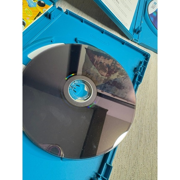 Wii U Just Dance Disney Party family bundle - Picture 5 of 12